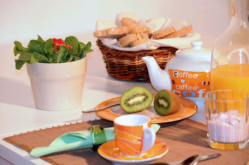At Home Bed And Breakfast ลุคคา ภายนอก รูปภาพ