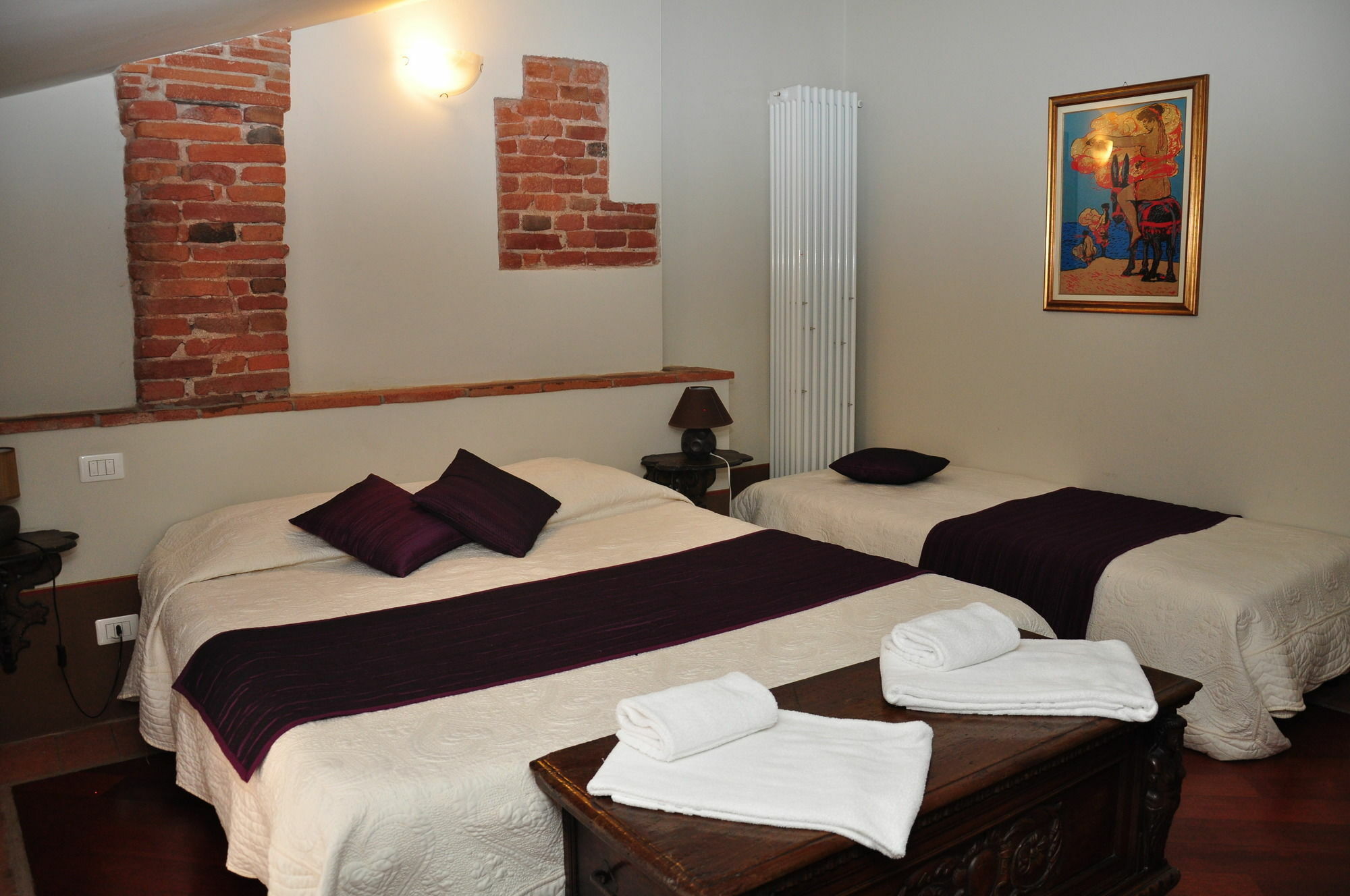 At Home Bed And Breakfast ลุคคา ภายนอก รูปภาพ